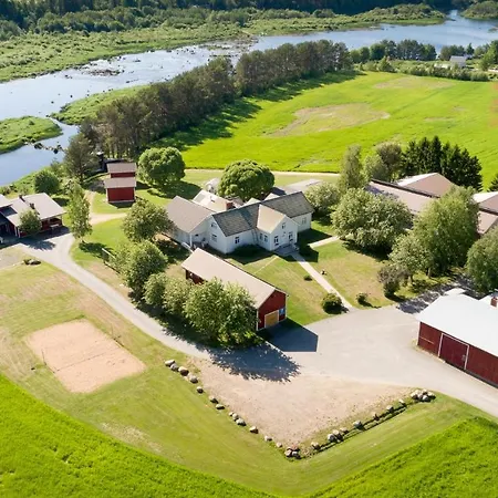 Toermaelaen Tila Hotel